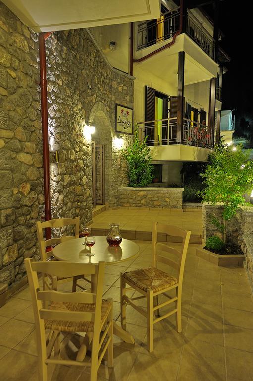 Dianthos Guesthouse Kyriaki ภายนอก รูปภาพ