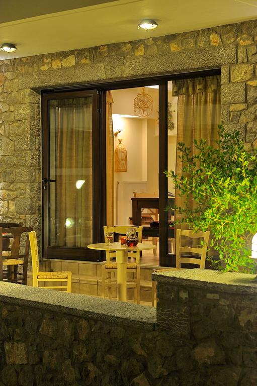 Dianthos Guesthouse Kyriaki ภายนอก รูปภาพ
